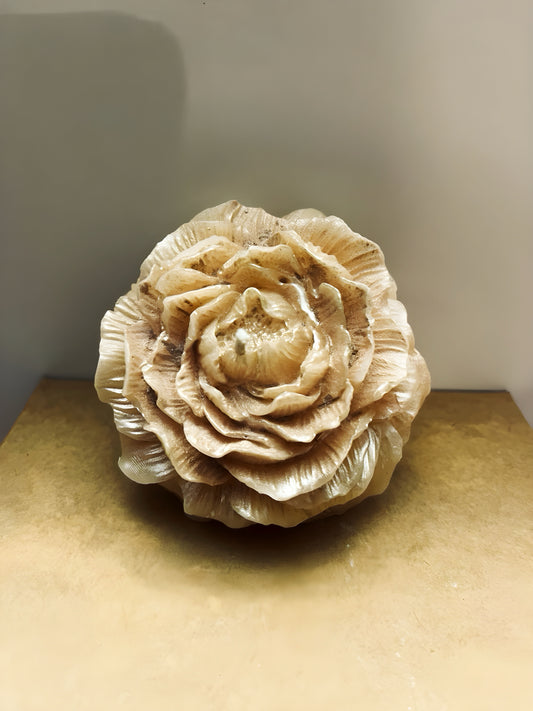 Champagne Kisses candle pillar