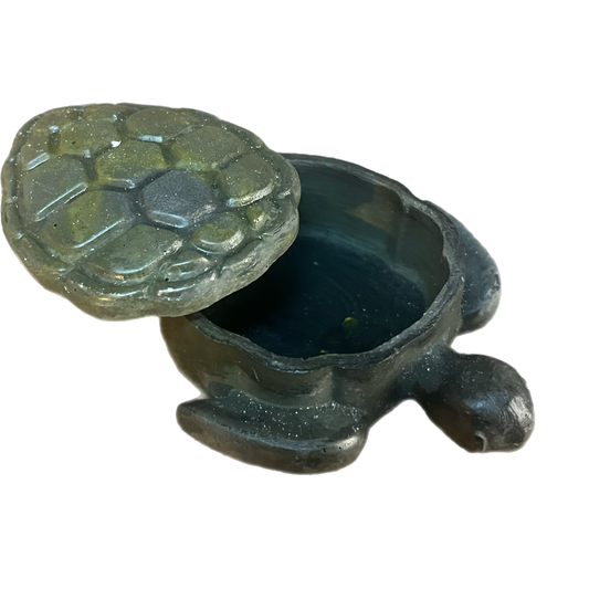 Turtle cement trinket